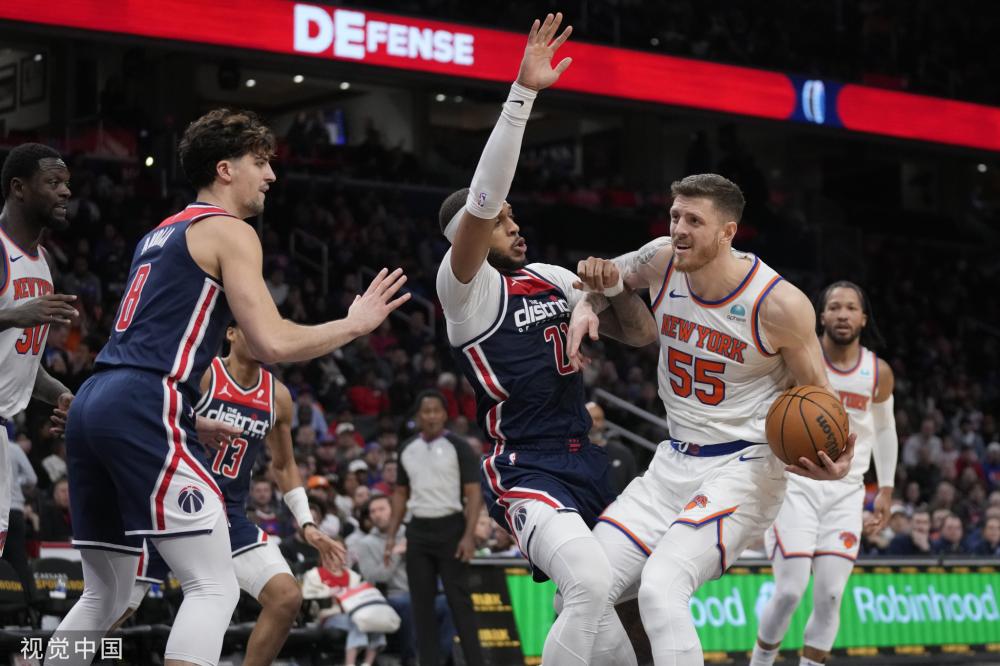 他在关键时 他在关键时